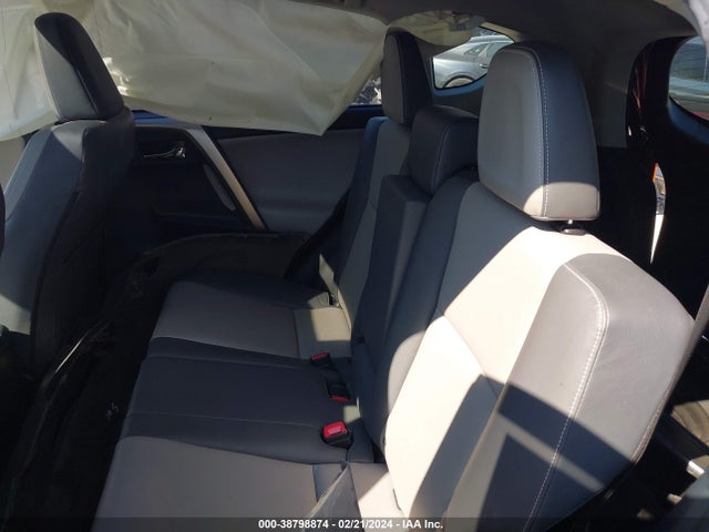 Toyota Rav4 Limited 2015 JTMYFREV6FJ043903 Image 8