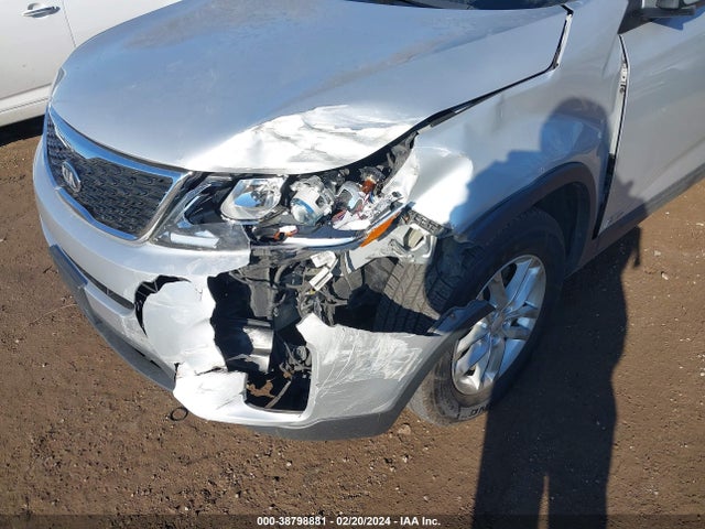 KIA SORENTO LX 2014 5XYKTCA67EG511453 Image 6