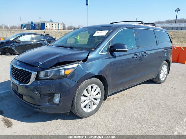 KIA SEDONA EX 2017 KNDMC5C14H6256323 Image 2