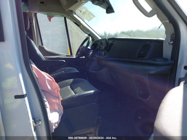 Ford Transit-250 2023 1FTBR1X81PKA12303 Image 5