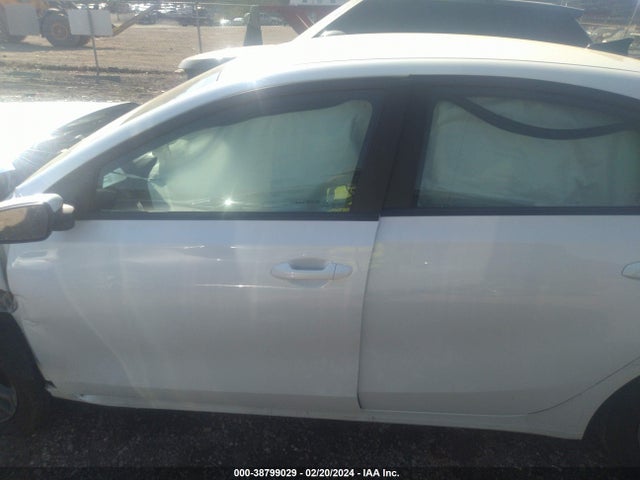 KIA Forte Lxs 2023 3KPF24AD5PE569411 Image 14