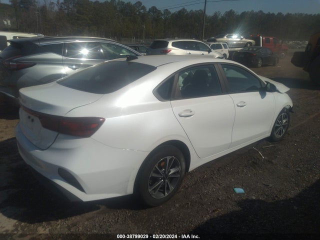 KIA Forte Lxs 2023 3KPF24AD5PE569411 Image 4