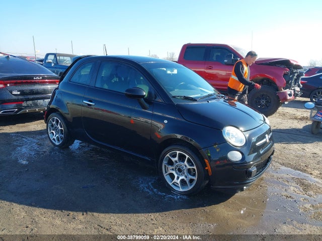 2013 FIAT 500 3C3CFFAR2DT563270 Photo 0