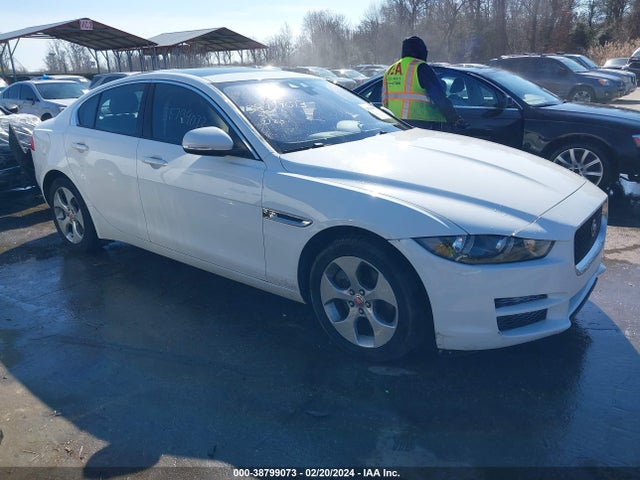 2017 JAGUAR XE SAJAS4BN7HCP12239 Photo 0