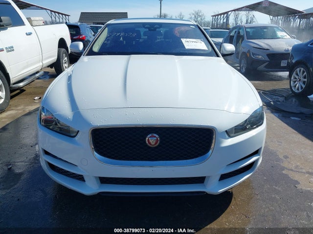 SAJAS4BN7HCP12239 Jaguar Xe 20d