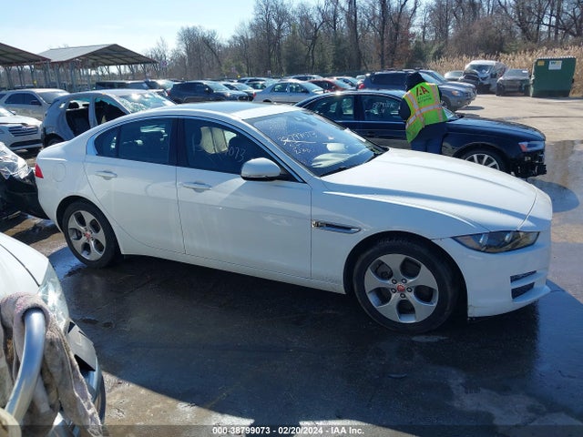 SAJAS4BN7HCP12239 Jaguar Xe 20d