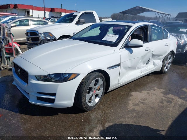 2017 JAGUAR XE SAJAS4BN7HCP12239 Photo 1