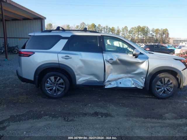 5N1DR3BD0PC257186 Nissan Pathfinder Sv 4wd