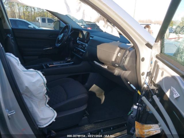 5N1DR3BD0PC257186 Nissan Pathfinder Sv 4wd