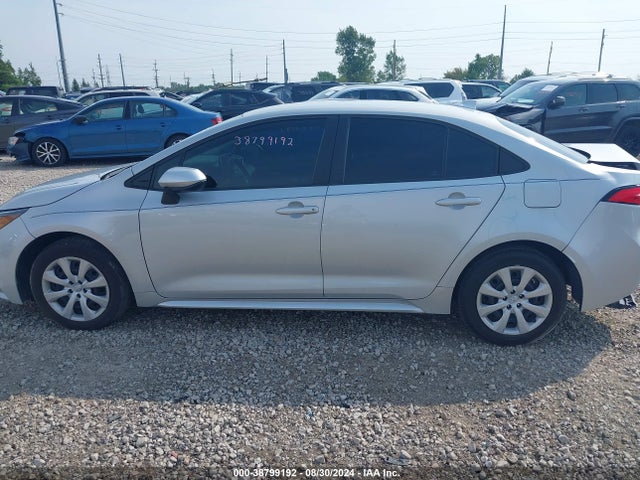 Toyota COROLLA LE 2021 5YFEPMAE4MP270508 Image 14