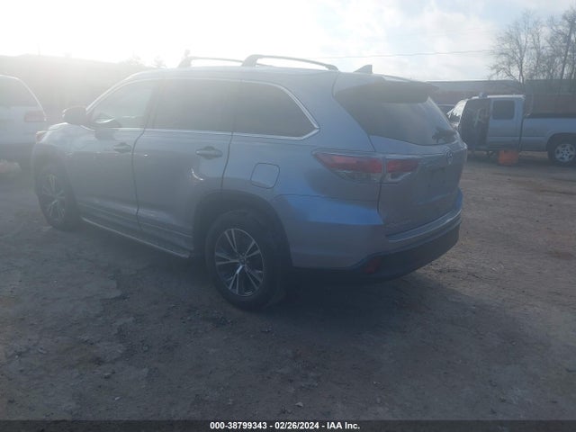 Toyota Highlander Xle V6 2016 5TDKKRFH7GS156175 Image 3