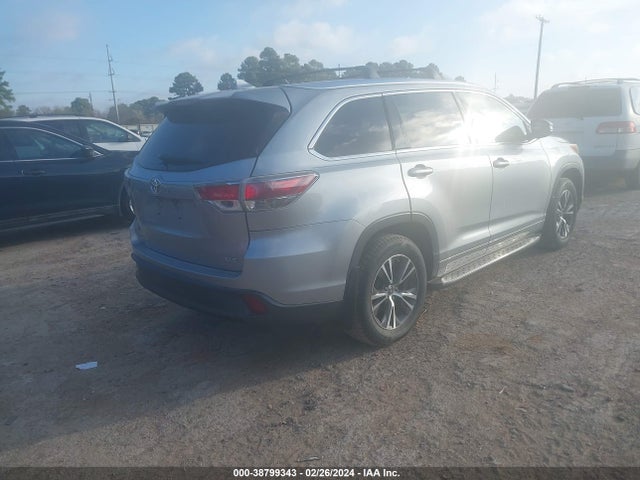 Toyota Highlander Xle V6 2016 5TDKKRFH7GS156175 Image 4