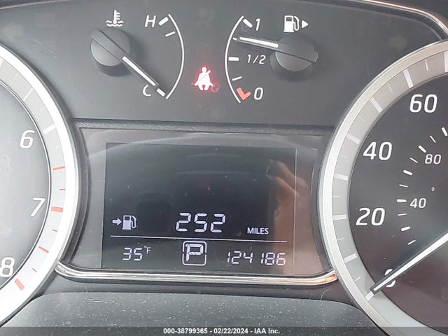 Nissan SENTRA SR 2014 3N1AB7AP9EY282125 Image 16