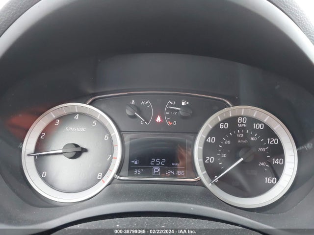 Nissan SENTRA SR 2014 3N1AB7AP9EY282125 Image 7