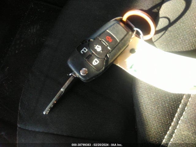 3FA6P0H7XFR123052 Ford FUSION SE