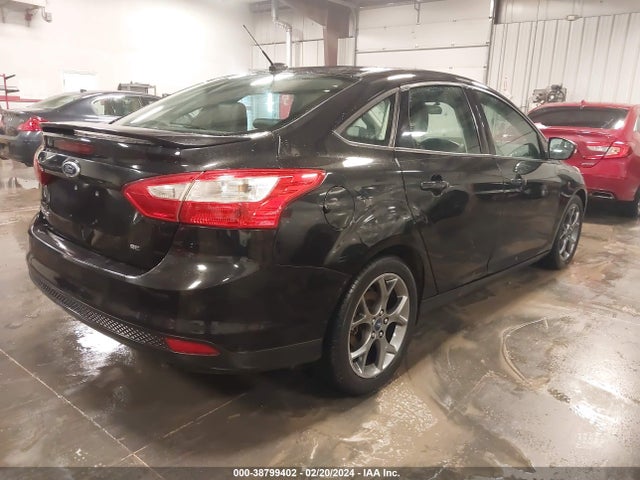 2013 FORD FOCUS SE VIN: 1FADP3F22DL279047