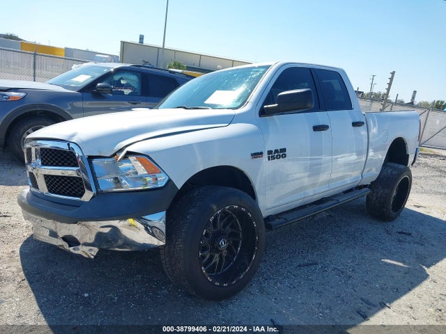 RAM 1500 Tradesman Quad Cab 4x2 6'4 Box 2018 1C6RR6FT8JS100779 Image 2