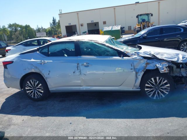 1N4BL4DV9RN327094 Nissan Altima Sv Fwd