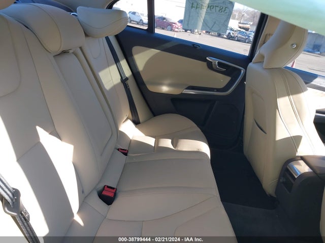 LYV402TM6HB154528 Volvo S60 Inscription T5 Platinum