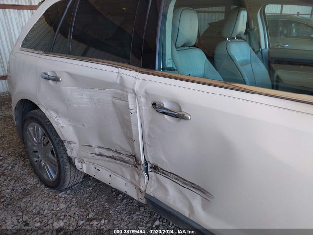 2010 LINCOLN MKX VIN: 2LMDJ6JC3ABJ33846