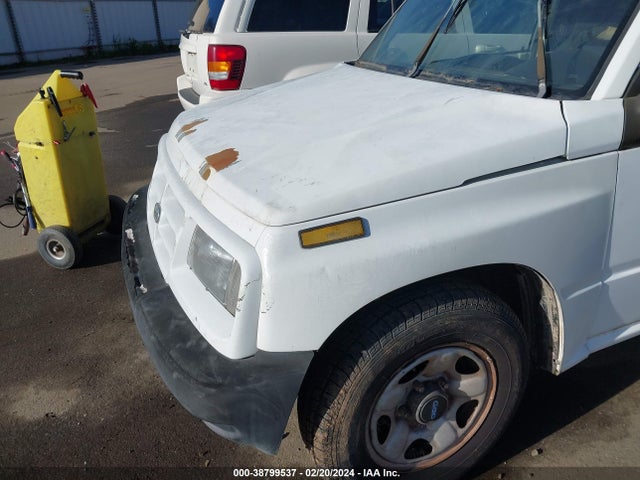 1996 GEO TRACKER VIN: 2CNBE1864T6922433