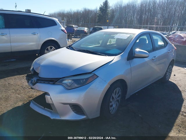 Toyota COROLLA LE 2015 2T1BURHEXFC290182 Image 2