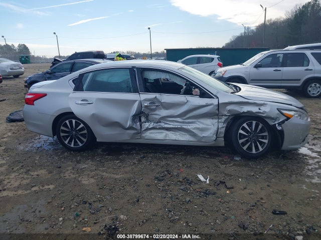Nissan Altima 2.5 Sv 2017 1N4AL3AP9HC204014 Image 13