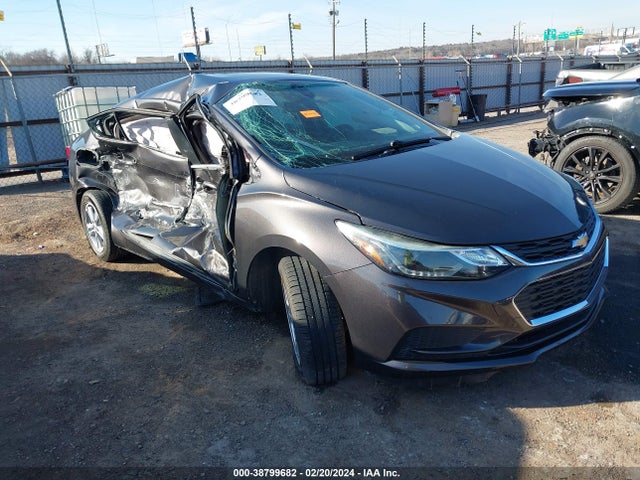 Chevrolet Cruze Lt Auto 2017 1G1BE5SM7H7121644 Image 1