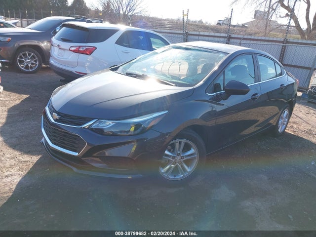 Chevrolet Cruze Lt Auto 2017 1G1BE5SM7H7121644 Image 2
