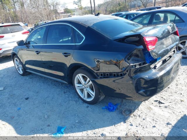 1VWBV7A37FC100273 Volkswagen Passat 2.0l Tdi Se