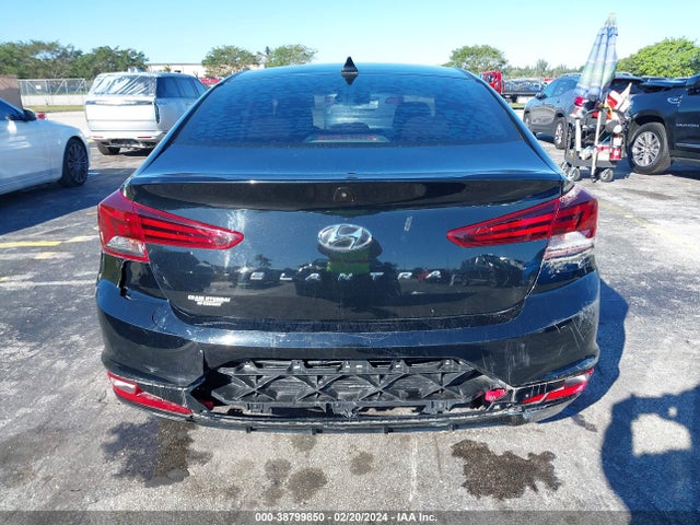 Hyundai Elantra Value Edition 2019 5NPD84LF5KH451075 Image 16