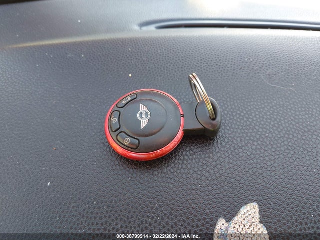 2009 MINI COOPER WMWMF33599TU70710 Photo 10