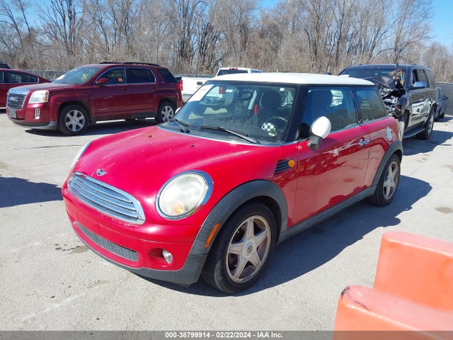 2009 MINI COOPER WMWMF33599TU70710 Photo 1