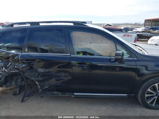Subaru Forester 2.0xt Touring 2018 JF2SJGWC2JH419195 Image 13