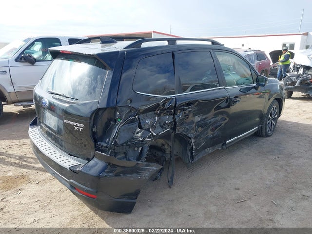 Subaru Forester 2.0xt Touring 2018 JF2SJGWC2JH419195 Image 4