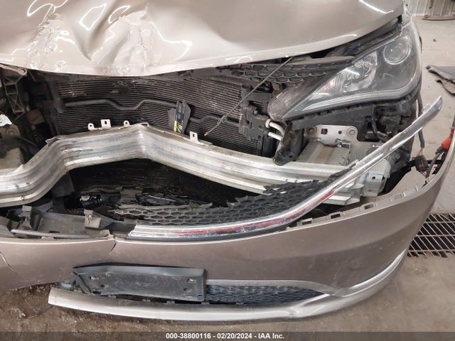 2C4RC1EG8JR257313 Chrysler Pacifica Touring L Plus