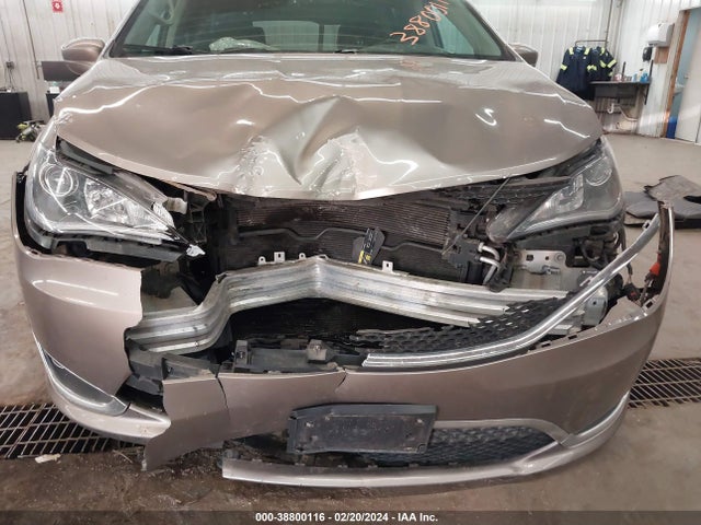 2C4RC1EG8JR257313 Chrysler Pacifica Touring L Plus