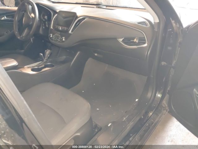 2020 CHEVROLET MALIBU 1G1ZD5ST8LF090976 Photo 4