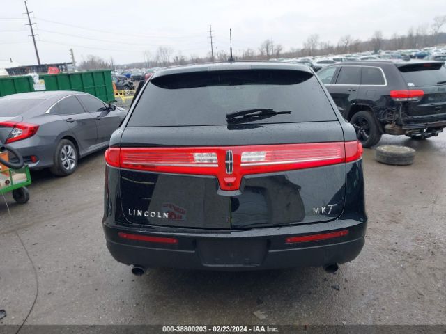 2LMHJ5AT5JBL00056 Lincoln Mkt Reserve
