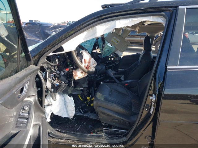 JF2SKAPC2PH518665 Subaru Forester Limited