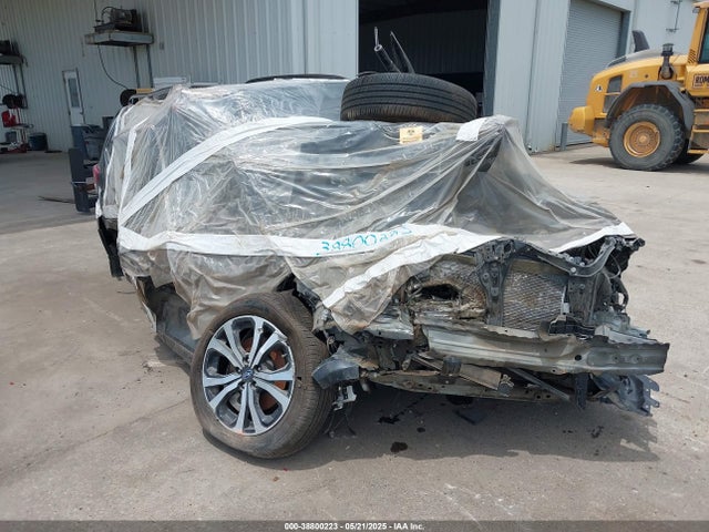 JF2SKAPC2PH518665 Subaru Forester Limited