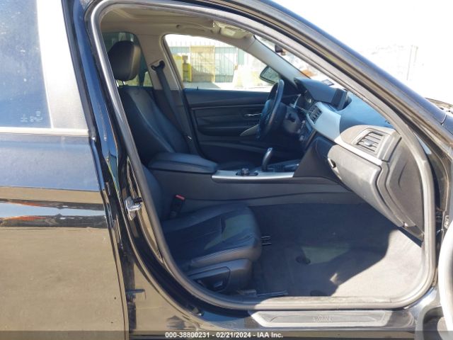 WBA3C3G59FNT51229 BMW 320i Xdrive