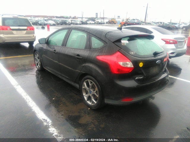 Ford FOCUS SE 2014 1FADP3K26EL444122 Image 3