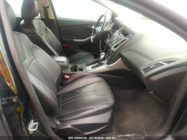 Ford FOCUS SE 2014 1FADP3K26EL444122 Image 5