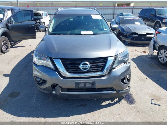 Nissan Pathfinder Platinum 2017 5N1DR2MN2HC601134 Image 12
