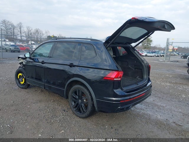 3VV8B7AX4NM004429 Volkswagen Tiguan 2.0t Se R-line Black
