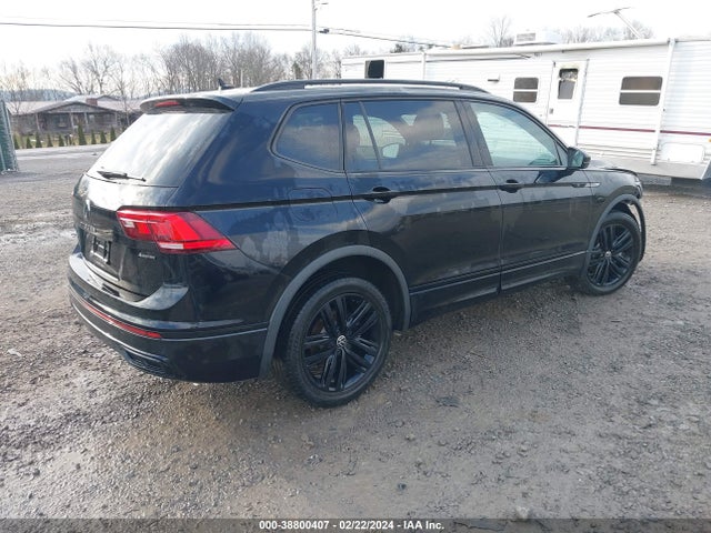 3VV8B7AX4NM004429 Volkswagen Tiguan 2.0t Se R-line Black