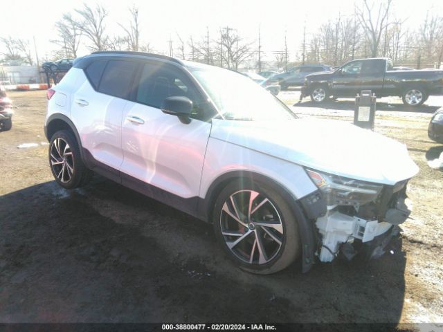 Auction sale of the 2022 Volvo Xc40 T5 R-design, vin: YV4162UM5N2660927, lot number: 38800477