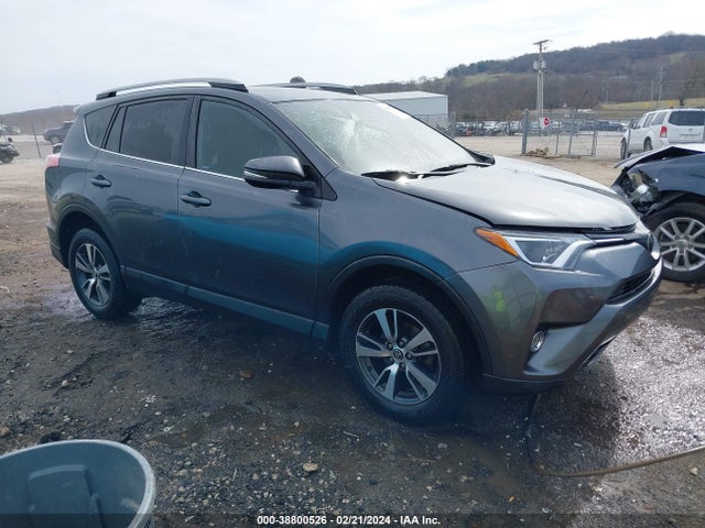 Toyota Rav4 Xle 2018 2T3RFREV4JW772111 Image 1