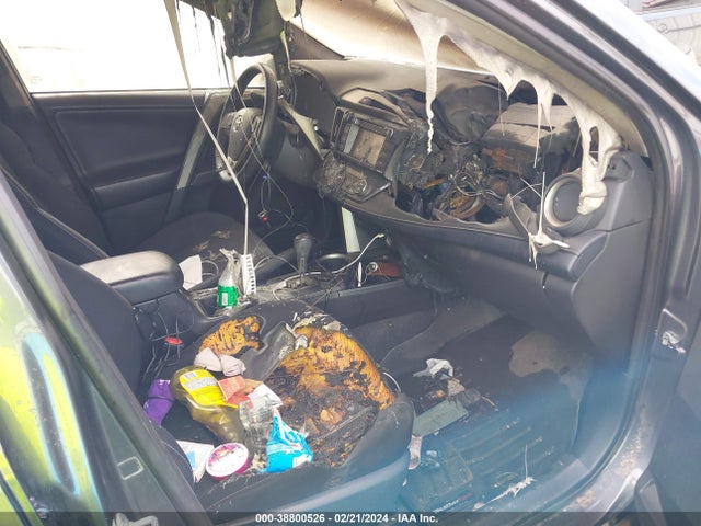 Toyota Rav4 Xle 2018 2T3RFREV4JW772111 Image 5